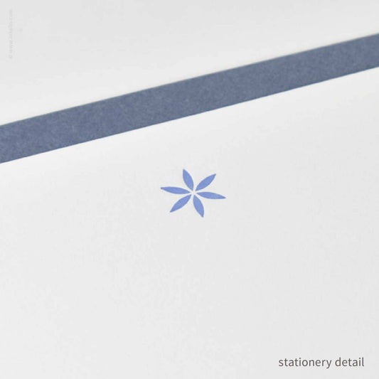 Stationery Set with Little Periwinkle Flower