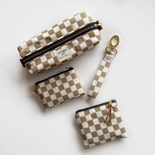 BW Small Square Pouch