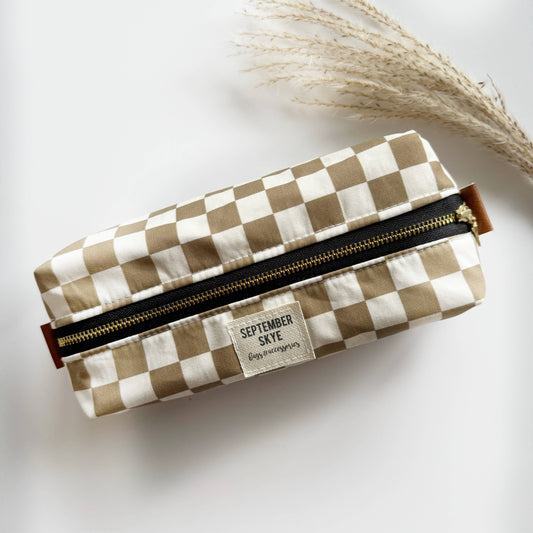 Boxy pencil pouch - Brown Checker